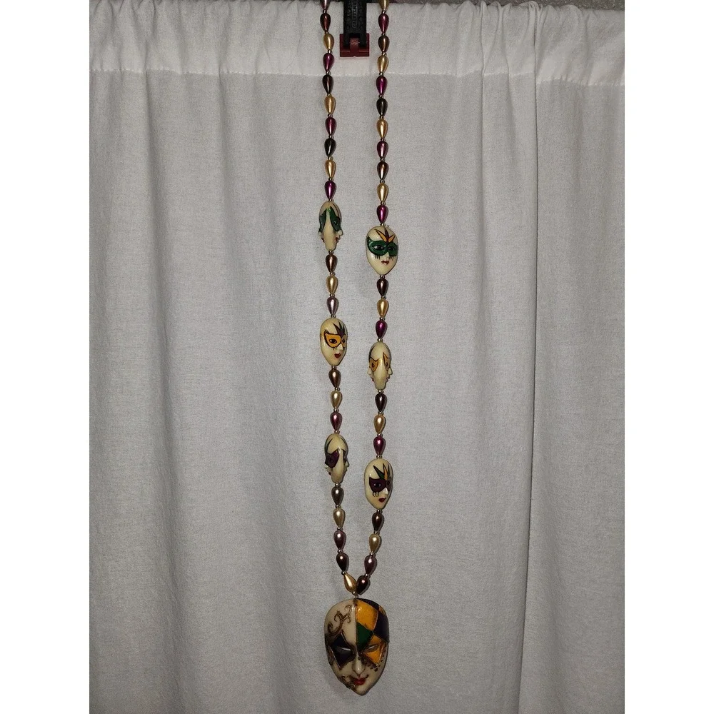 Vintage Mardi Gras Beads Harlequin‎ Masks Hand Painted - Picture 3 of 4